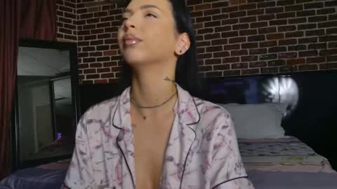 Snapshot of megansin_ chatting on October 5, 2025, 4:22 am Megan online show from October 5, 2025, 4:22 am