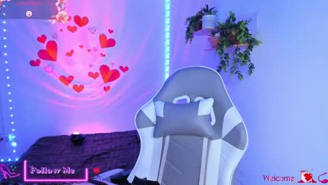   online show from April 29, 2026, 12:37 am