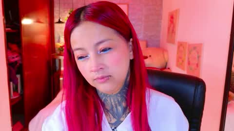 Snapshot of meghan_nill chatting on November 11, 2025, 3:06 am Meghan online show from November 11, 2025, 3:06 am