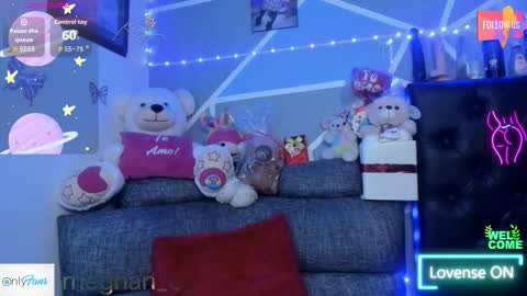 Alejandra 3 online show from February 27, 2026, 9:59 pm