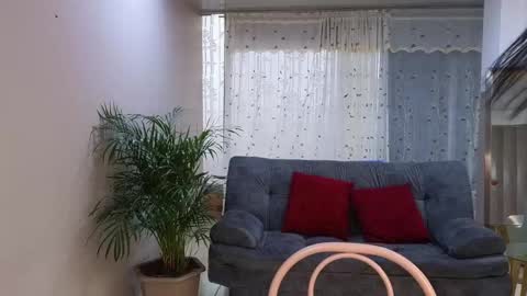 Mei online show from March 3, 2025, 7:06 pm