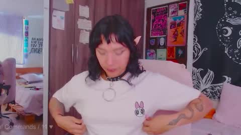 Melissa  -  -  Please help me to reach 100 thumbs up online show from November 2, 2025, 5:15 pm