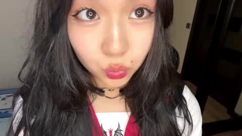 Snapshot of melana_love chatting on March 9, 2025, 10:41 am Melana online show from March 9, 2025, 10:41 am