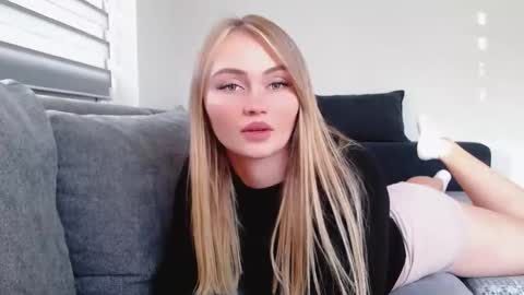 Melania online show from October 2, 2025, 2:13 pm