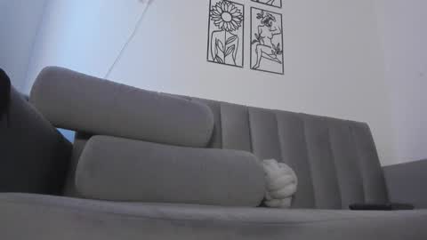 melani greyy online show from November 12, 2025, 9:25 pm