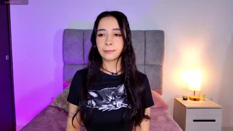 Snapshot of melanie__hills chatting on July 15, 2026, 11:59 am Melanie online show from July 15, 2026, 11:59 am