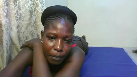 melanie_bae1 online show from May 15, 2026, 7:48 am