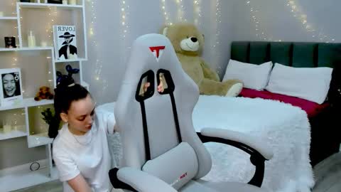 Snapshot of melaniealves chatting on February 7, 2026, 12:09 pm MelanieAlves online show from February 7, 2026, 12:09 pm