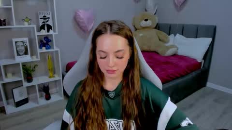 Snapshot of melaniealves chatting on March 17, 2026, 6:33 pm MelanieAlves online show from March 17, 2026, 6:33 pm