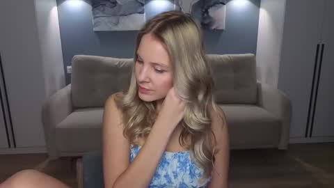 Melanie Bennett online show from December 18, 2025, 6:30 am