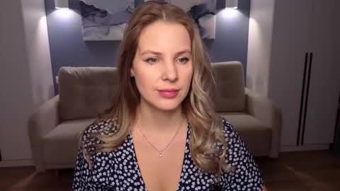 Melanie Bennett online show from January 19, 2026, 6:17 am