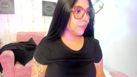 Snapshot of melaniegrayx chatting on March 4, 2025, 7:11 pm melaniegrayx online show from March 4, 2025, 7:11 pm
