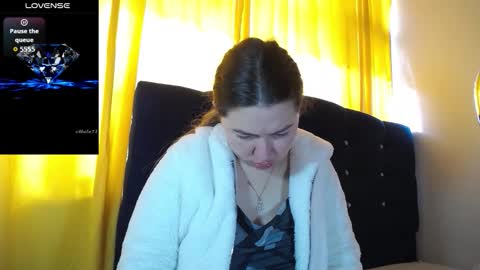 Melanie Parker online show from November 3, 2025, 1:01 pm