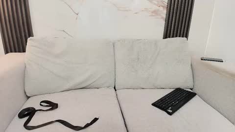 Melanie online show from February 10, 2026, 9:30 pm