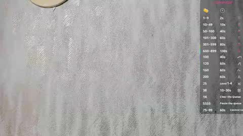 Snapshot of melanierioss_ chatting on June 4, 2026, 12:55 pm online show from June 4, 2026, 12:55 pm