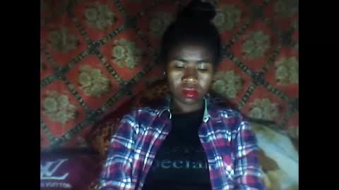 melanih online show from October 19, 2025, 3:51 am