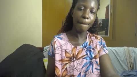 Snapshot of melanin_bae chatting on September 9, 2025, 4:39 pm Baby online show from September 9, 2025, 4:39 pm