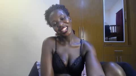 Snapshot of melanin_bae chatting on September 28, 2025, 4:23 pm Baby online show from September 28, 2025, 4:23 pm
