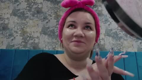 melanniebrown online show from January 9, 2025, 3:26 am