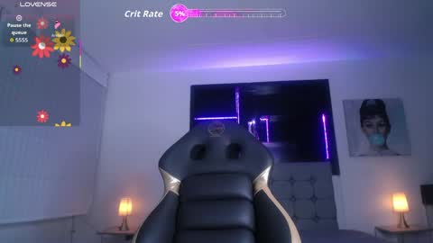 Snapshot of melanny_petite chatting on April 23, 2026, 12:26 pm melanny_petite online show from April 23, 2026, 12:26 pm