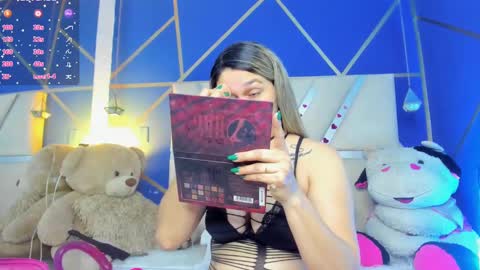 Snapshot of melanyvega_ chatting on March 7, 2025, 12:01 pm Melany online show from March 7, 2025, 12:01 pm