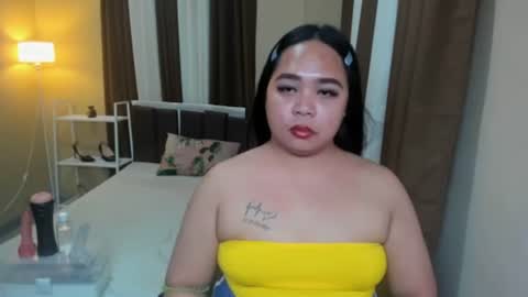 Snapshot of melayfoxx chatting on May 1, 2026, 12:21 pm melayfoxx online show from May 1, 2026, 12:21 pm