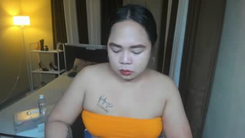 Snapshot of melayfoxx chatting on May 4, 2026, 1:56 am melayfoxx online show from May 4, 2026, 1:56 am