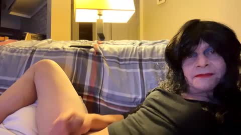 Snapshot of melays1972 chatting on December 19, 2025, 11:12 pm Tan lines online show from December 19, 2025, 11:12 pm