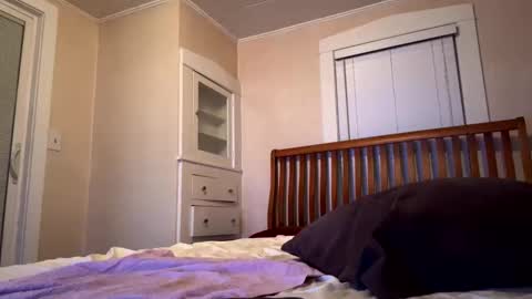 Snapshot of melays1972 chatting on January 16, 2026, 3:43 am Tan lines online show from January 16, 2026, 3:43 am