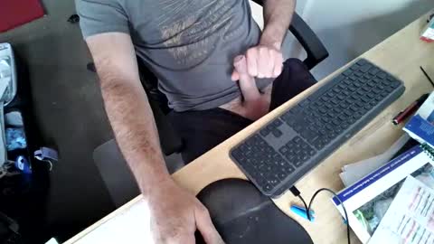 melbguy_075 online show from March 17, 2026, 11:08 pm