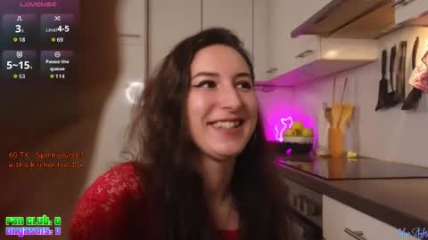 Melina Styles online show from November 28, 2025, 7:38 pm