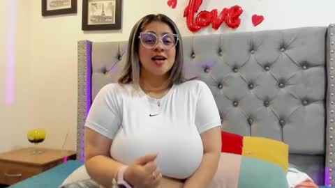 Melinda online show from March 10, 2025, 8:34 pm