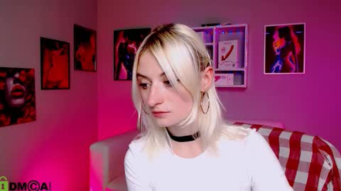 Melisa online show from October 8, 2025, 7:11 pm