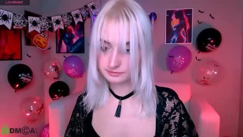 Melisa online show from October 22, 2025, 7:02 pm