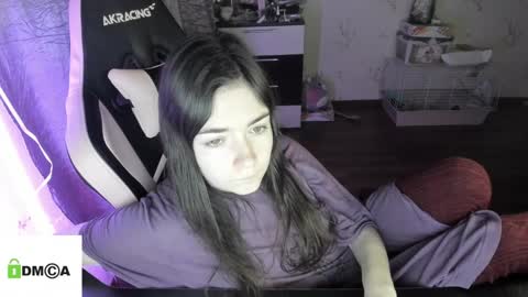 melisanilson online show from December 3, 2024, 5:31 am