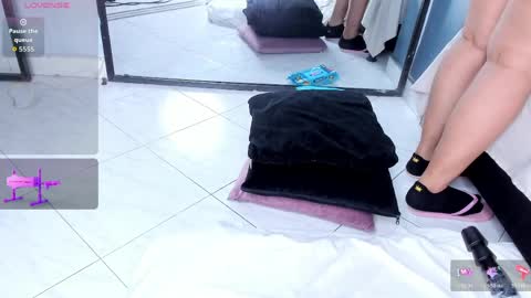 melissa_23_ online show from April 6, 2026, 11:33 am