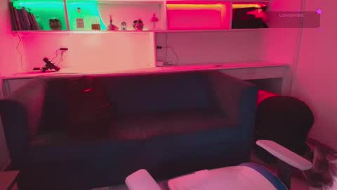 Lissa  online show from November 1, 2025, 11:34 am