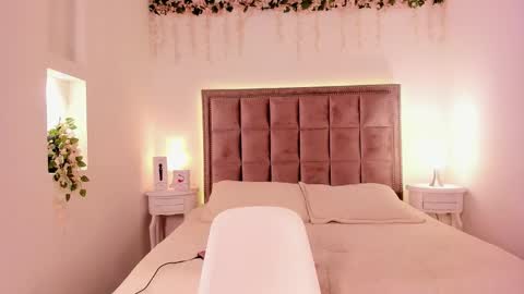 melissa_es online show from February 11, 2026, 12:32 pm