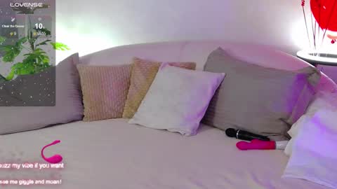 Snapshot of melissa_fane chatting on February 16, 2025, 3:59 pm Hot Milf Melissa ONLINE Mon Tue Wed Fr Sun - 9pm - 6amUTC3 online show from February 16, 2025, 3:59 pm