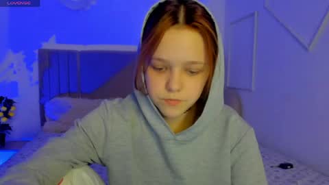 Snapshot of melissa_me0w chatting on April 29, 2026, 11:33 pm Melissa online show from April 29, 2026, 11:33 pm