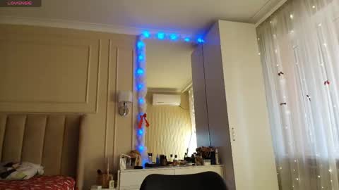 Lisaa online show from April 23, 2026, 6:03 am