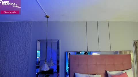 Snapshot of melissakarterrs chatting on February 17, 2026, 12:01 pm M E L I S S A online show from February 17, 2026, 12:01 pm