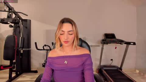 Snapshot of melissamoore_ chatting on April 11, 2026, 8:51 am Call me Meli online show from April 11, 2026, 8:51 am