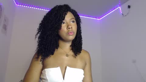 mell_rossi online show from October 26, 2025, 7:53 pm