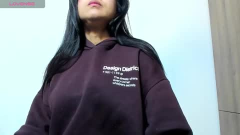 mellanie online show from November 22, 2025, 9:52 am