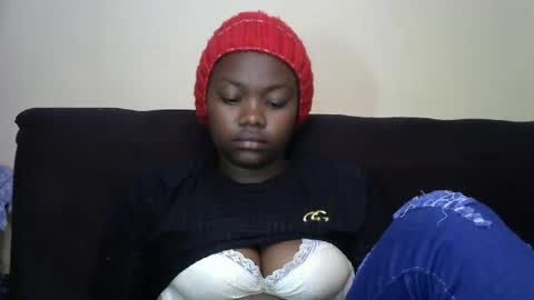 mell online show from March 8, 2025, 10:43 am