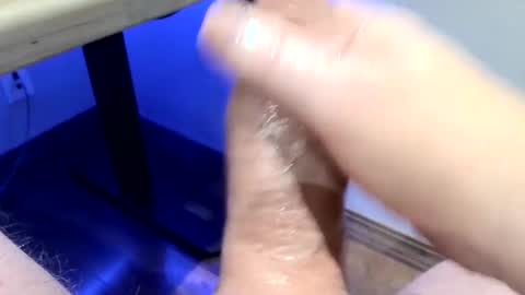 mellomike online show from December 12, 2024, 7:37 pm