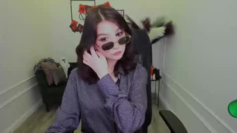 mellsawertyq online show from October 31, 2025, 7:37 pm