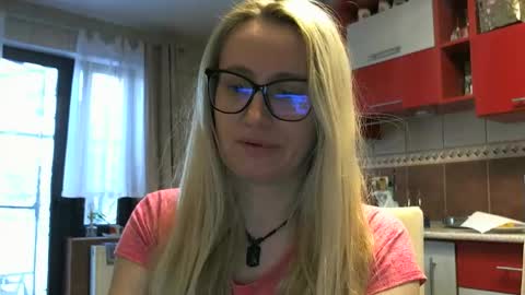 Melly online show from January 14, 2026, 12:44 pm