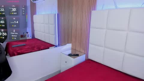 MELODDY PARKERR online show from December 14, 2025, 5:02 am